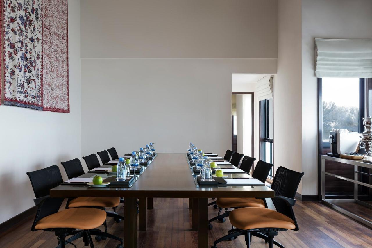 Avani Sepang Goldcoast Resort Kampong Bagan Lalang Exterior foto Meeting room