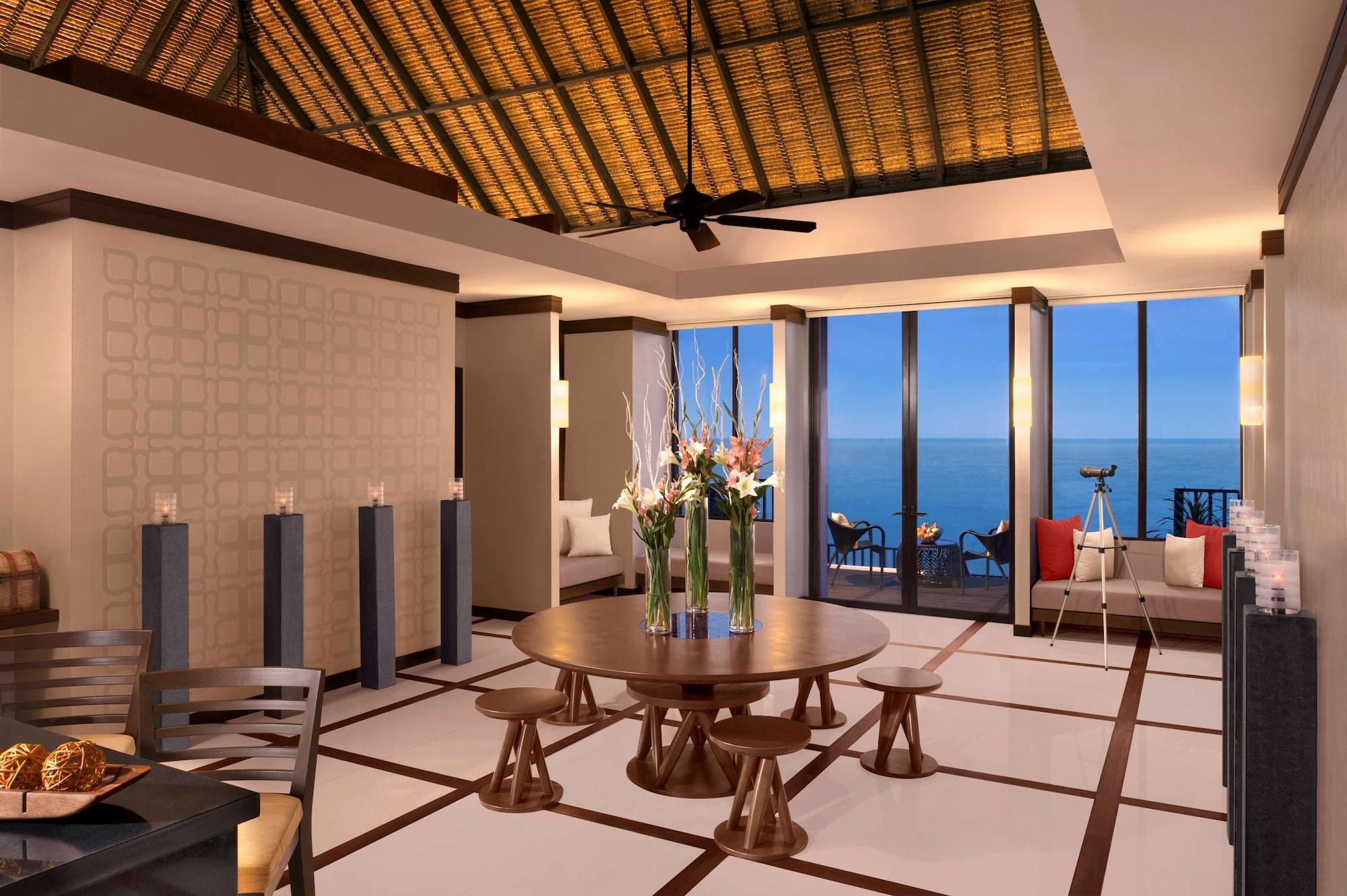 Avani Sepang Goldcoast Resort Kampong Bagan Lalang Exterior foto The interior of a villa at the resort