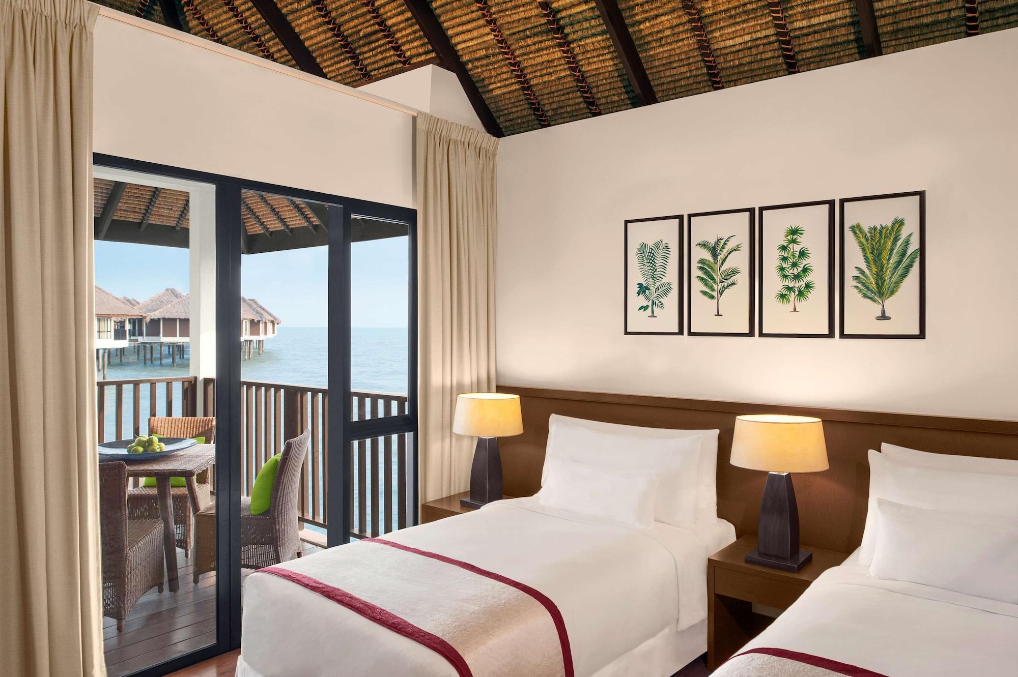 Avani Sepang Goldcoast Resort Kampong Bagan Lalang Exterior foto Deluxe Beach Villa